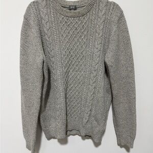 Uniqlo Light Gray Cable Knit Crewneck Sweater